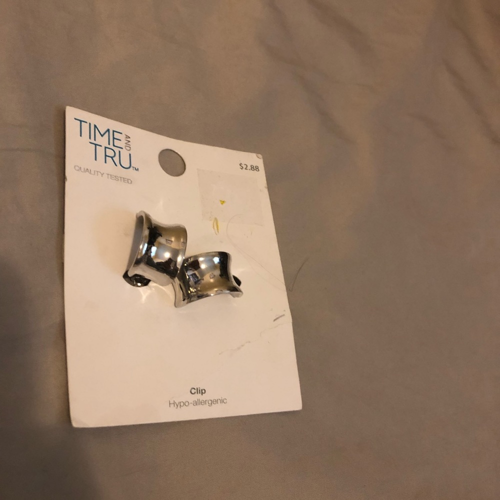 Clip on earrings